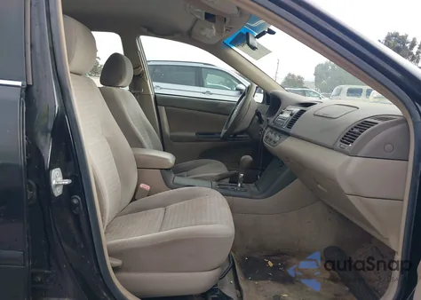 2005 Toyota Camry Le from USA, damaged, VIN 4T1BE32K95U419258